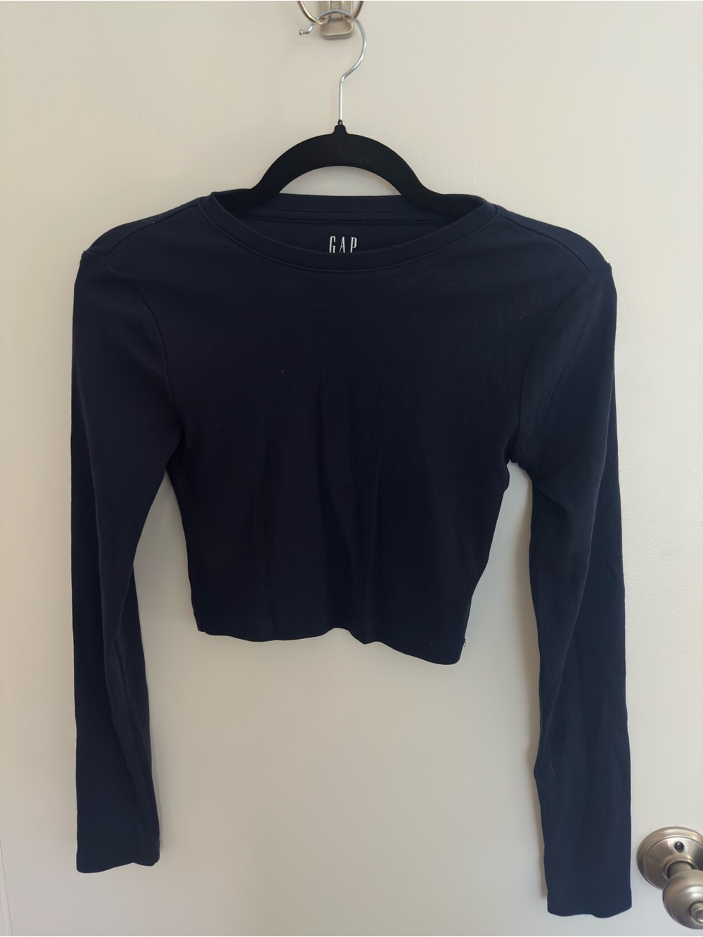 GAP Black Long Sleeve Cropped Tee